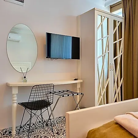فندق Cunda Pusula By Megaron Homes