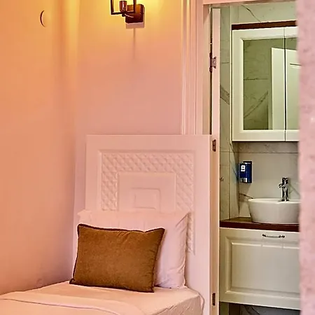 فندق Cunda Pusula By Megaron Homes 5*